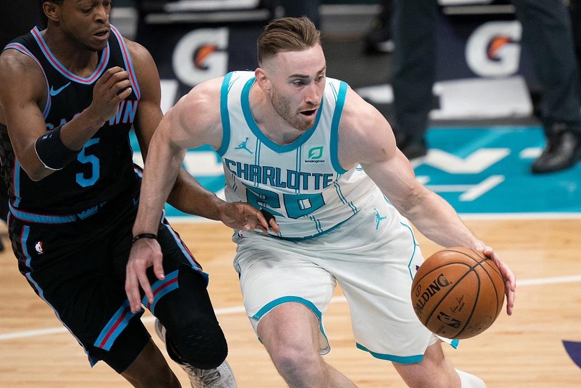 火博体育娱乐 -赛后夏洛特黄蜂造点机会——欧联节点到来；管理层满意；训练强度明显提升 